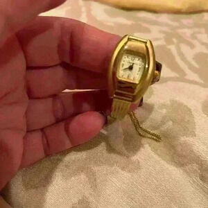 Liz Claiborne watch Goldtone vintage